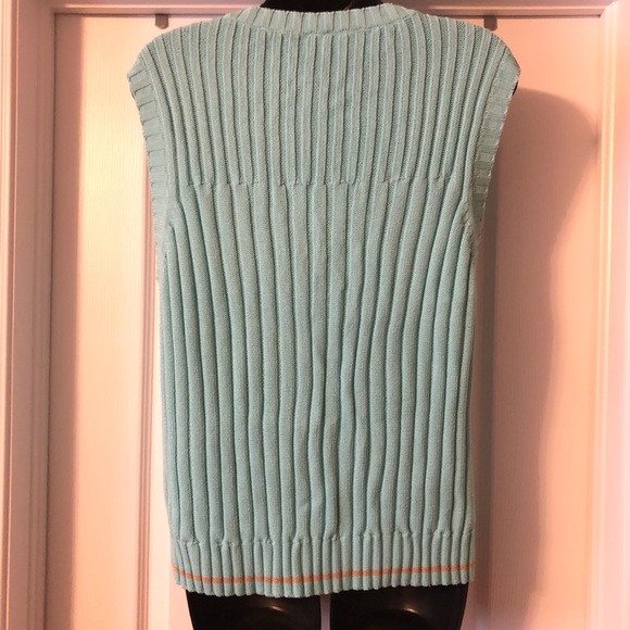 Haggar Women’s Knit Vest size L/petite - Picture 3 of 4